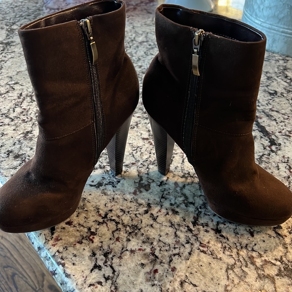 Brown Boot - image 5